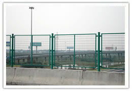 护栏防护网 安平护栏网厂家