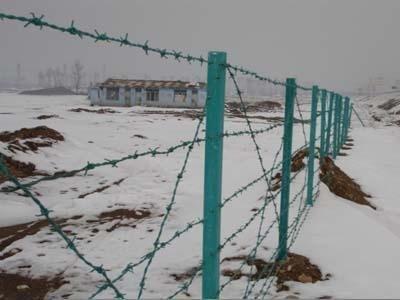 涂塑刺绳护栏网 内蒙草原畜牧防护的理想选择