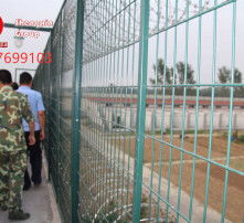 高清图片护栏制品的应用与特点